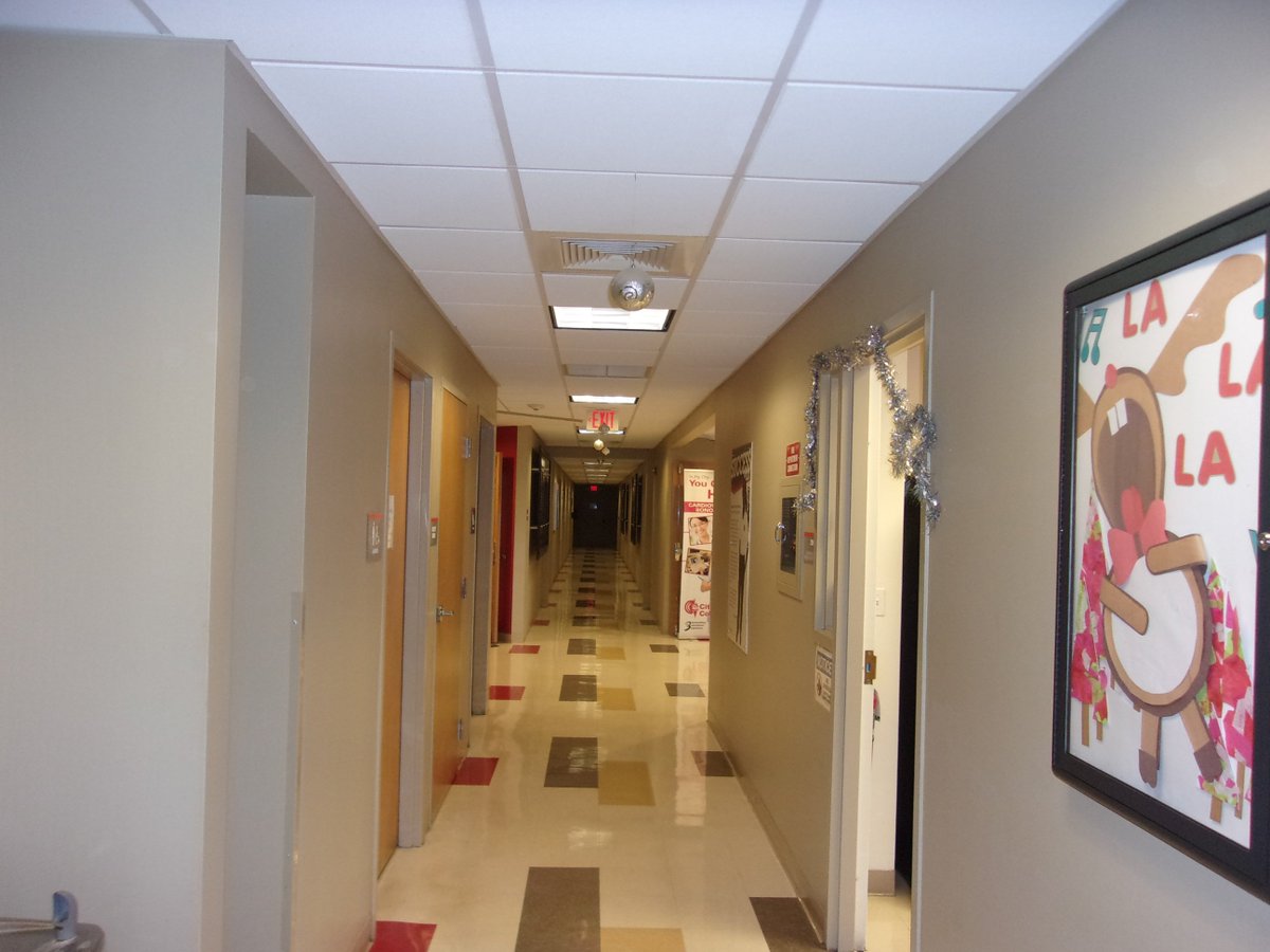 CityCollegeHWD's tweet photo. Our hallways are empty and quiet without our students. We hope everyone has a great break, see you January 7th!

#mycitycollege #citycollegeHWD #breaktime #wemissourstudents https://t.co/JfrVouhhte