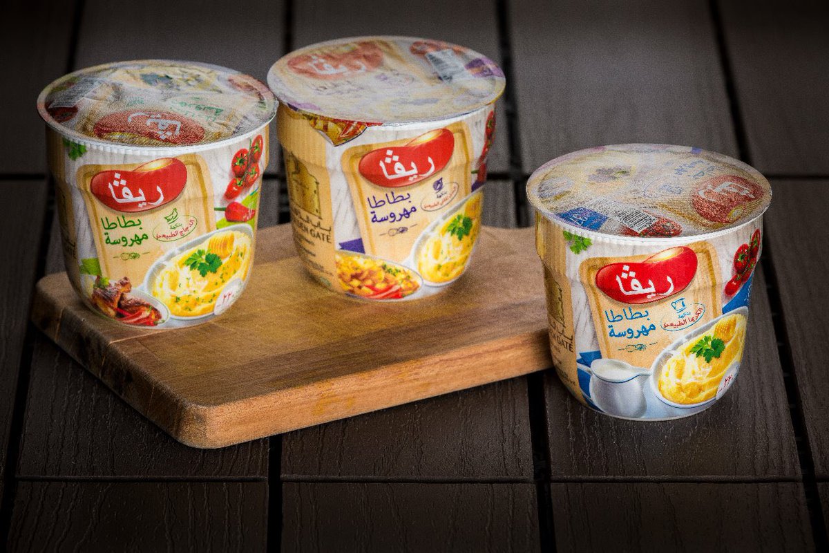 Reeva_sa's tweet photo. اكتشف التجربة اللذيذة مع نكهات البطاطا المهروسة من ريفا 🥔🍃
#ريفا_سناكك https://t.co/ppksBNlWJ8