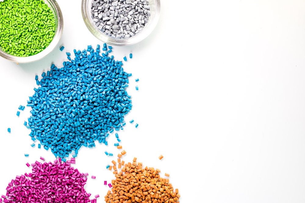 plasticstoday's tweet image. Resin drying is a necessary evil for most plastics processors. “No one wants to do it,” said Mark Haynie, Dryer Product Manager at #Novatec (Baltimore, MD). But doing it improperly may come back to bite you in the end ow.ly/QzNi30n1Z4P