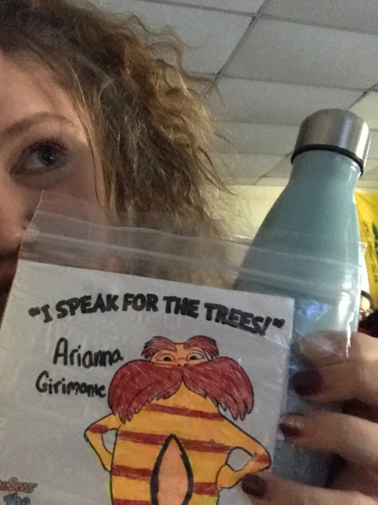 ariannaarosee's tweet photo. #APES5 A. Girimonte my lorax and I trying to reduce plastic waste that regular water bottles cause by using a recyclable water bottle! @LoraxPmhs https://t.co/8PEguGFVJz