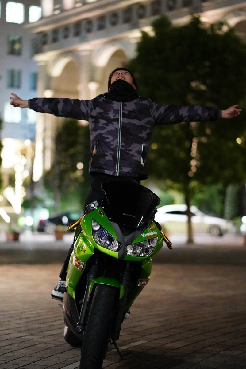 hellogodbuy's tweet photo. ほんと、バイクが好きでバイクの上で生きてるって感じ https://t.co/pGNZPvQ2Qz