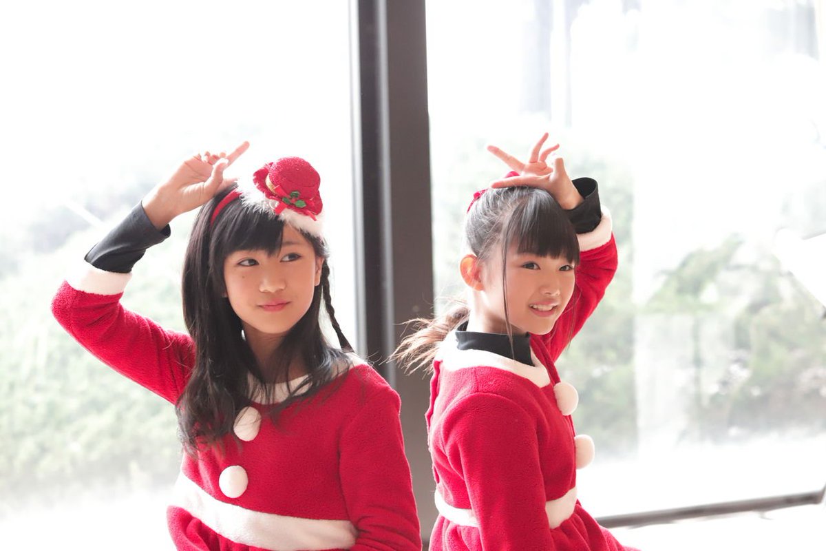 souichi99's tweet photo. 写真ブログ 更新しました。
12/8 #みゅースター #MuSTAR
#MOMOHA #愛純百葉
#RINON #七海りのん
#クリスマス #サンタ
https://t.co/89GOoBBqhT https://t.co/9YUmkg6Klk