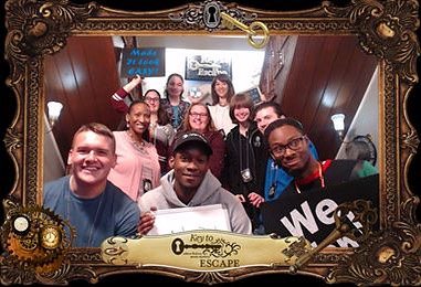 MitchellCC_NC's tweet photo. The official group shot keytoescape!  Oh what fun...!
#mitchellcommunitycollege #studentambassadors #teambuilding #weescaped https://t.co/drT8EXjNu8