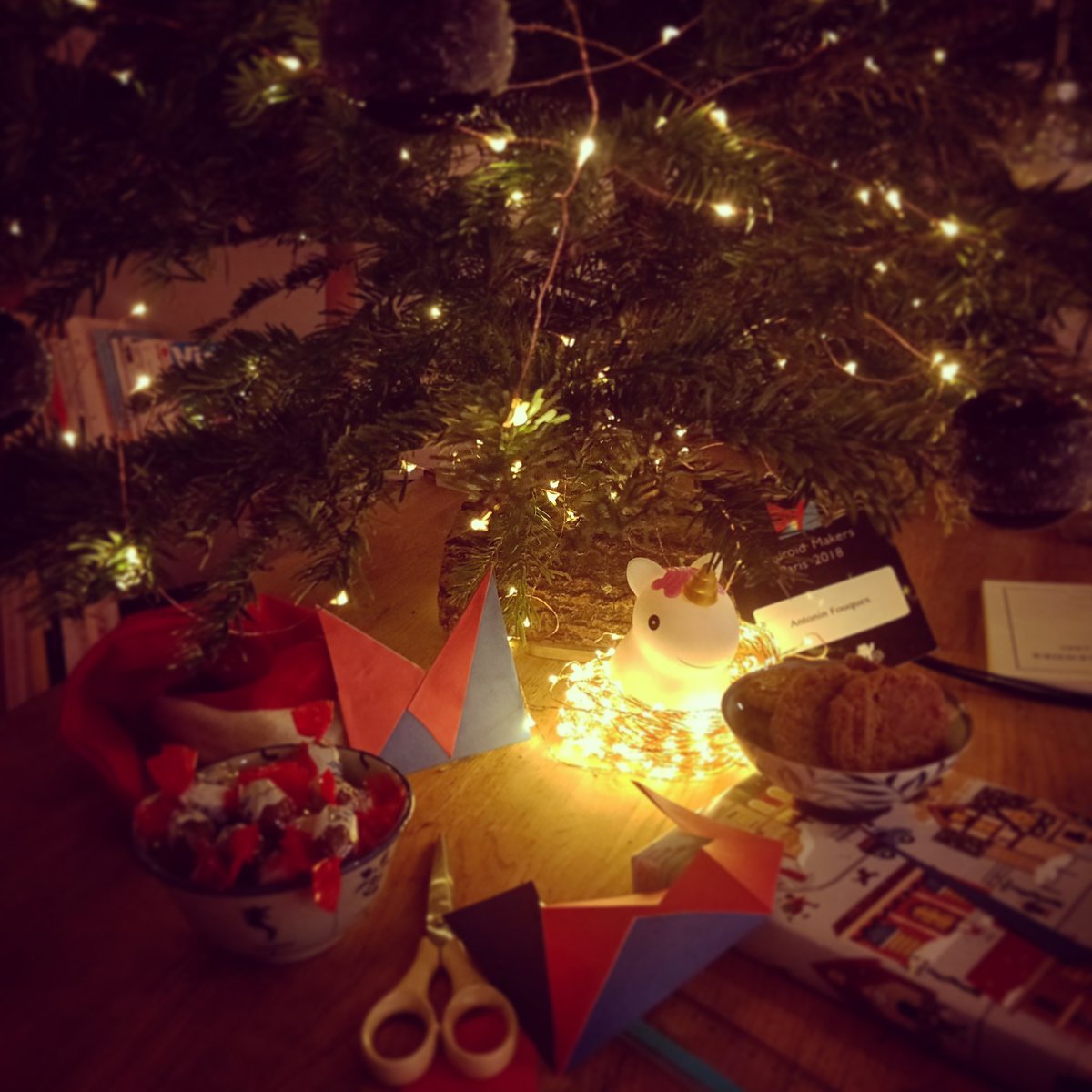 CmoaToto's tweet image. Working hard for @AndroidMakersFR (mostly on androidmakers.fr but also as AndroidMakersParisPaperCraftsmanship) #androidmakers3 #AndroidDev #Android #AndroidEvent