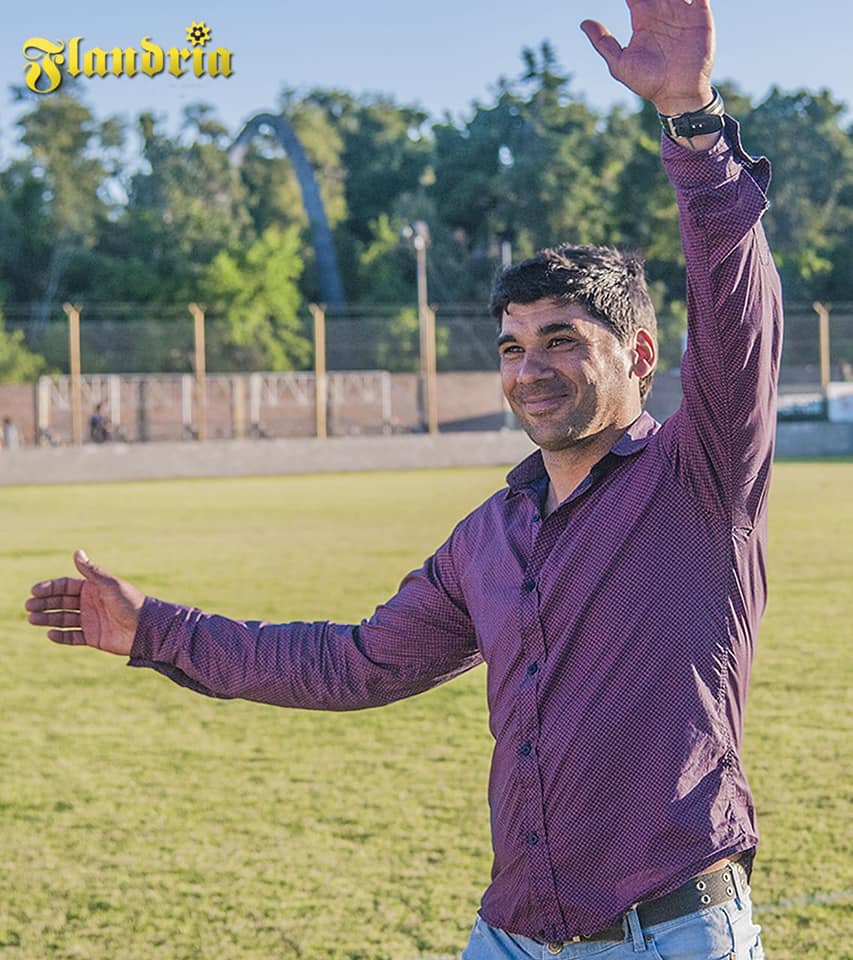 HAY DT
🐺
Andrés Montenegro continuará a cargo del equipo el próximo año.
La pretemporada comenzará en el Carlos V el 3 de enero.

#VamosFlandria