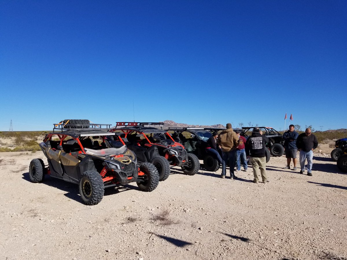 900xp's tweet image. Christmas Tree Pass Laughlin NV @CanAm @PolarisRZR @TensorTire @methodracewheel @pciraceradios @BajaDesigns