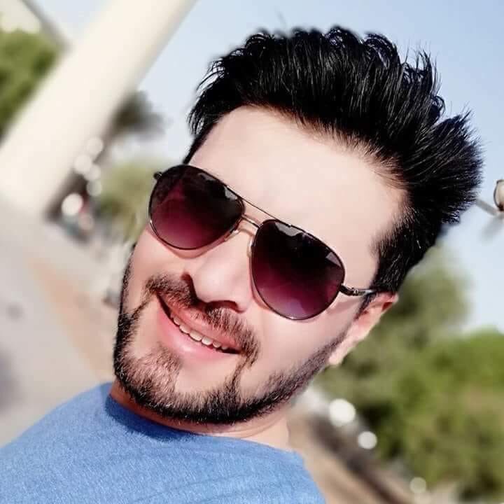 mjdawar's tweet photo. #HayatPreghal a young Pakhtun Pharmasict working in Dubai,who unveiled d horrible realities of war trodden Waziristan through social media,Came back to Pak for holidays,Was arrested in DIK,kept in illegal confinement,spent 3 months in prison &amp; now on ECL
#RemoveHayatPreghal4mECL https://t.co/fUnv9bOuPS