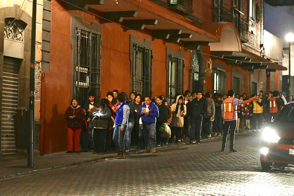 IMEPLAN_Puebla's tweet photo. El @IMEPLAN_Puebla agradece al público y vecinos del Barrio de la Luz por acompañarnos en la posada tradicional con la presentación del Ensamble Minerva. https://t.co/aJtetkRrtm