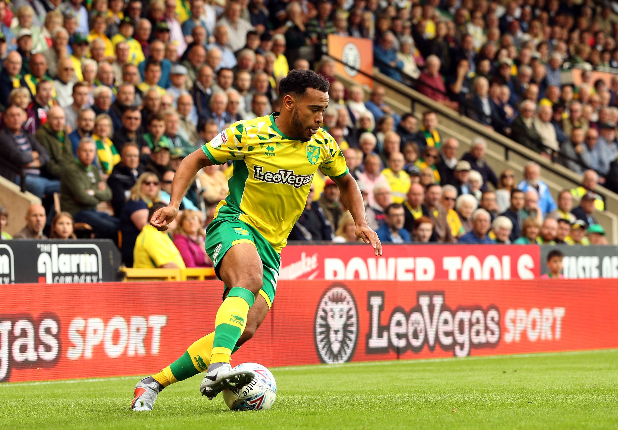 Wishing a very happy 2  4  th   birthday to Louis Thompson! Have a great day, Louis! 