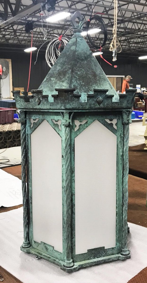 CrenshawLight's tweet image. We fabricated these brass fixtures to be historically accurate replications for the beautiful @UMichLaw and applied our Custom Aged Verdigris Patina to provide that natural weathered look. #customlighting #historicreplication #verdigrispatina
