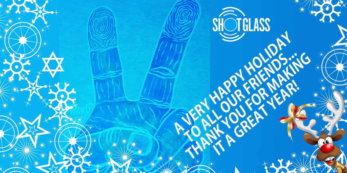 shotglassLA's tweet photo. It's been a great one!  #HappyHolidays https://t.co/nqd3aRpLhu