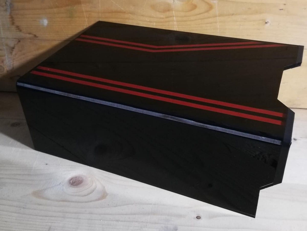 Madmodding1's tweet photo. C'est bientôt #Noel et voici un joli cache alimentation de notre gamme standard que l'on vous invite à découvrir ^^
https://t.co/CB1qGW4R4N
#madmodding #modding #pc #psu #psucover #design #technology #picture #black #geek #gaming #pccase #pcmods https://t.co/Ebu8kTDroN
