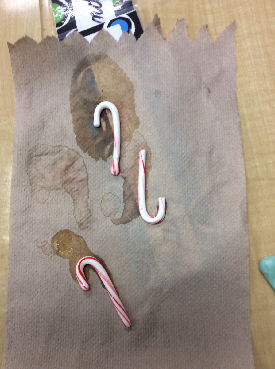 BHawkins3rd's tweet photo. Which candy cane was in cold water, warm water, and baby oil?  #grinchweek https://t.co/5oMTXefmW1