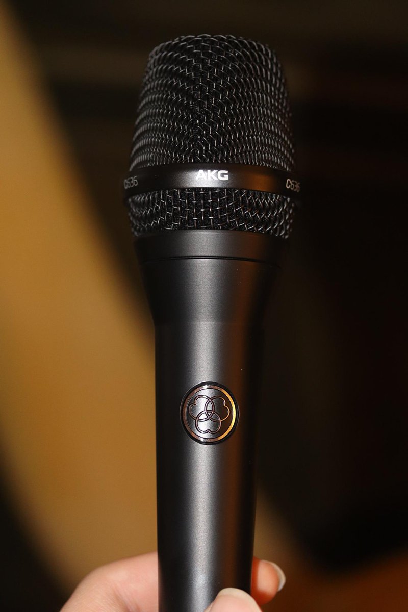 AKGaudio's tweet photo. #DaleBozzio, lead singer of Missing Persons, brings legendary #AKG studio sound to the live stage w/ the award-winning #C636 condenser, saying it’s become her “new favorite microphone.” Thanks for sharing!

Learn more about the C636 condenser microphone:
https://t.co/LDE2wrT4YK https://t.co/Q0uGkxVW1i