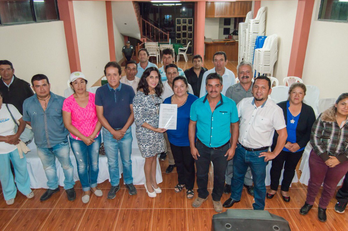 #Loja: <a href="/BDEcuadorBP/">Banco de Desarrollo del Ecuador B.P.</a> financiará la construcción de alcantarillas en varias vías de la parroquia Changaimina, cantón #Gonzanamá
✅USD 55 mil dólares no reembolsables
✅ Más de 2700 beneficiarios 

#ElGobiernoDeTodos 💪🏼