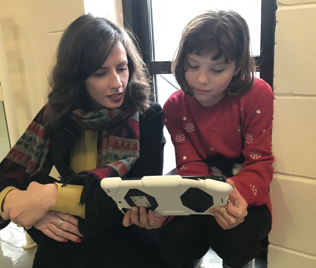 ISLSurrey's tweet image. Year 5/6 celebrates the end of their @The_IPC unit of enquiry by guiding parents and friends through their learning journey. Its wonderful to see so much pride - they love showing their families what they have achieved.
@Woking4Families #LearnersForLife