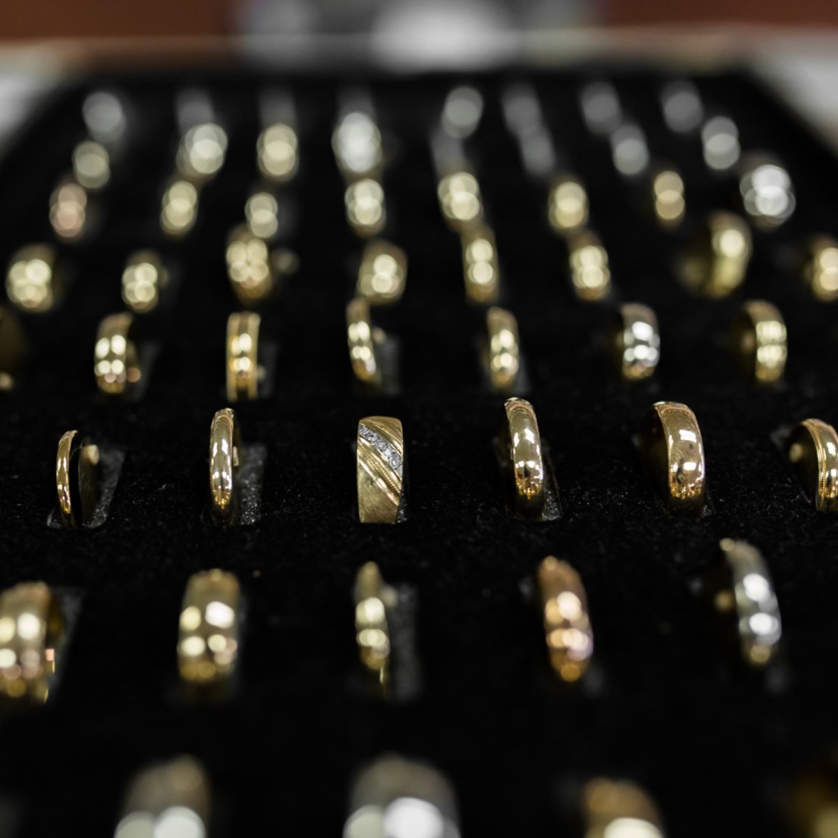 ManchesterPawn's tweet photo. Every treasure has a story. https://t.co/rW33z21UmV https://t.co/19jGCCjf2o