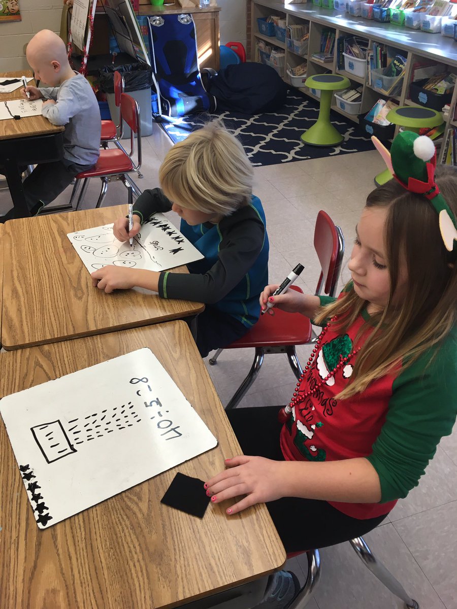 D61Press's tweet photo. When given a choice of strategy to divide! Everyone chose something different to solve. #commoncore #D61Learns #d61Lace #appreciatedifferences https://t.co/Eqen8ORRg3