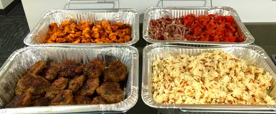 MedStreetFoodS's tweet photo. Eat Good!  Let Mediterranean Street Food cater your next event.
#catering #holidays #familymeal #familymealstogether #cateredmeal #cateredholidays #mediterraneanfood https://t.co/cn18JxdkSt https://t.co/jVjYpeRkQ9