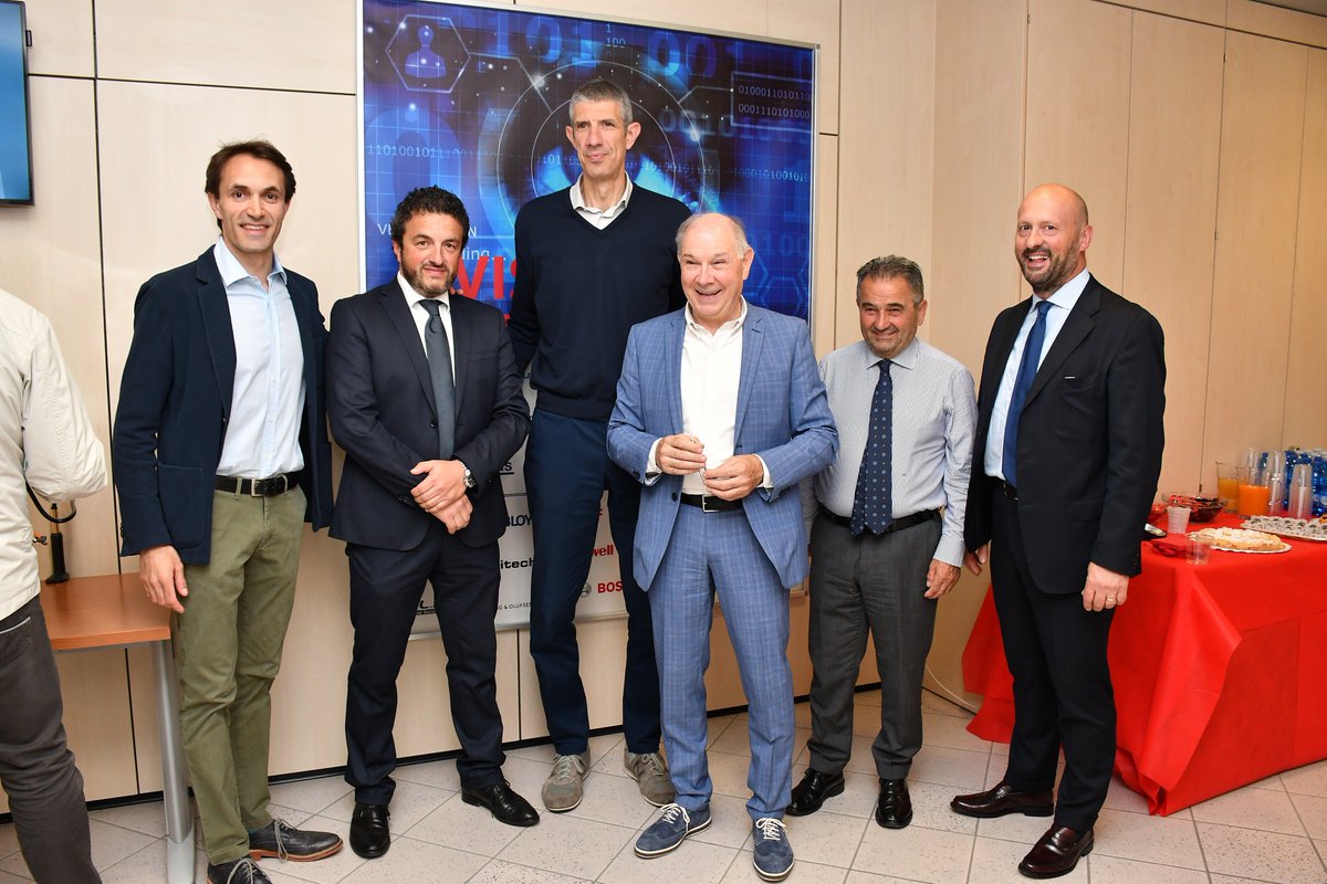 Umbra Control (@umbracontrol) on Twitter photo Leggendo l'ultimo editoriale di <a href="/VLPesaro/">VL Pesaro Basket</a>, cogliamo l'occasione per fare i nostri auguri di buone feste alla squadra e a tutto il consorzio #Pesaro Basket, di cui <a href="/umbracontrol/">Umbra Control</a> fa parte...e un saluto speciale all'amico e presidente Ario Costa! #umbracontrol Leggendo l'ultimo editoriale di <a href="/VLPesaro/">VL Pesaro Basket</a>, cogliamo l'occasione per fare i nostri auguri di buone feste alla squadra e a tutto il consorzio #Pesaro Basket, di cui <a href="/umbracontrol/">Umbra Control</a> fa parte...e un saluto speciale all'amico e presidente Ario Costa! #umbracontrol