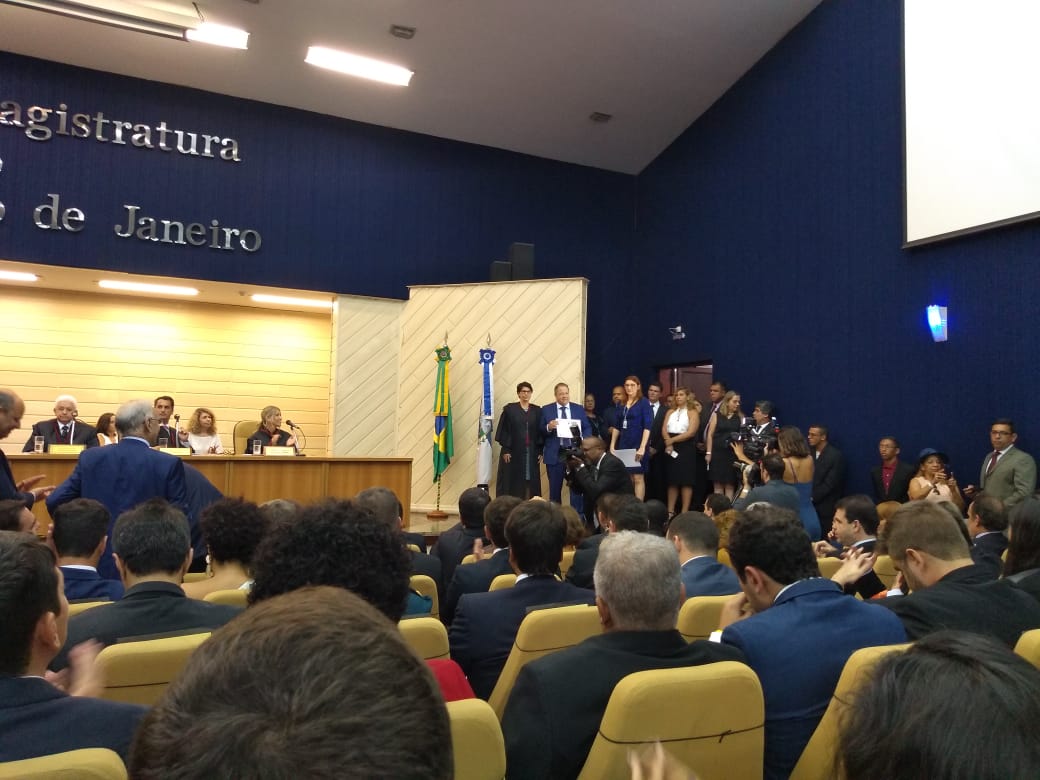 Muito feliz com a minha diplomação a deputado federal. Agradeço a Deus e a todos vocês que deram o seu voto de confiança e me fizeram chegar aonde cheguei. Mais do que nunca honrarei cada voto, trabalhando intensamente em prol do Estado do Rio de Janeiro.  
#VamosComTudo