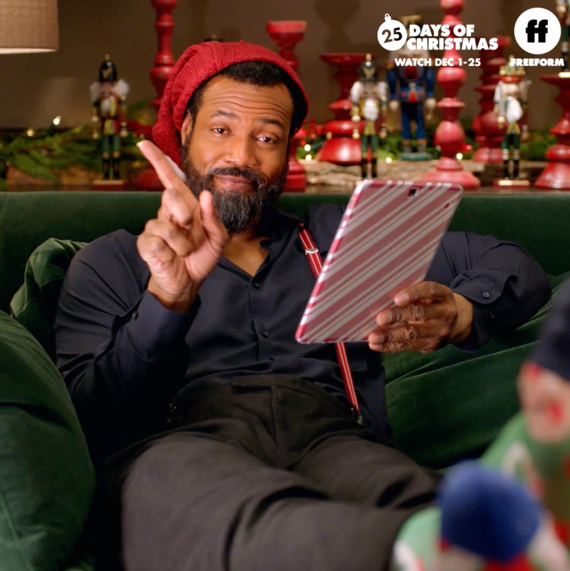 Freeform Countdown To 25 Days Of Christmas 2022 Isaiah Mustafa Freeform Santa (@Freeformsanta) / Twitter