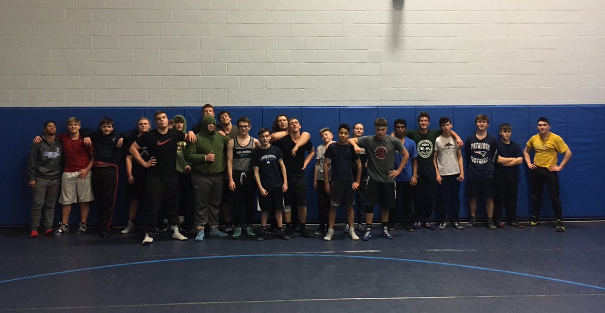 NHNWrestling's tweet photo. Thank you to Wayne Nolette and Nathaniel Lindsay from @Gate_City for joining the north wrestling team at practice today https://t.co/0hIT1J3P4X
