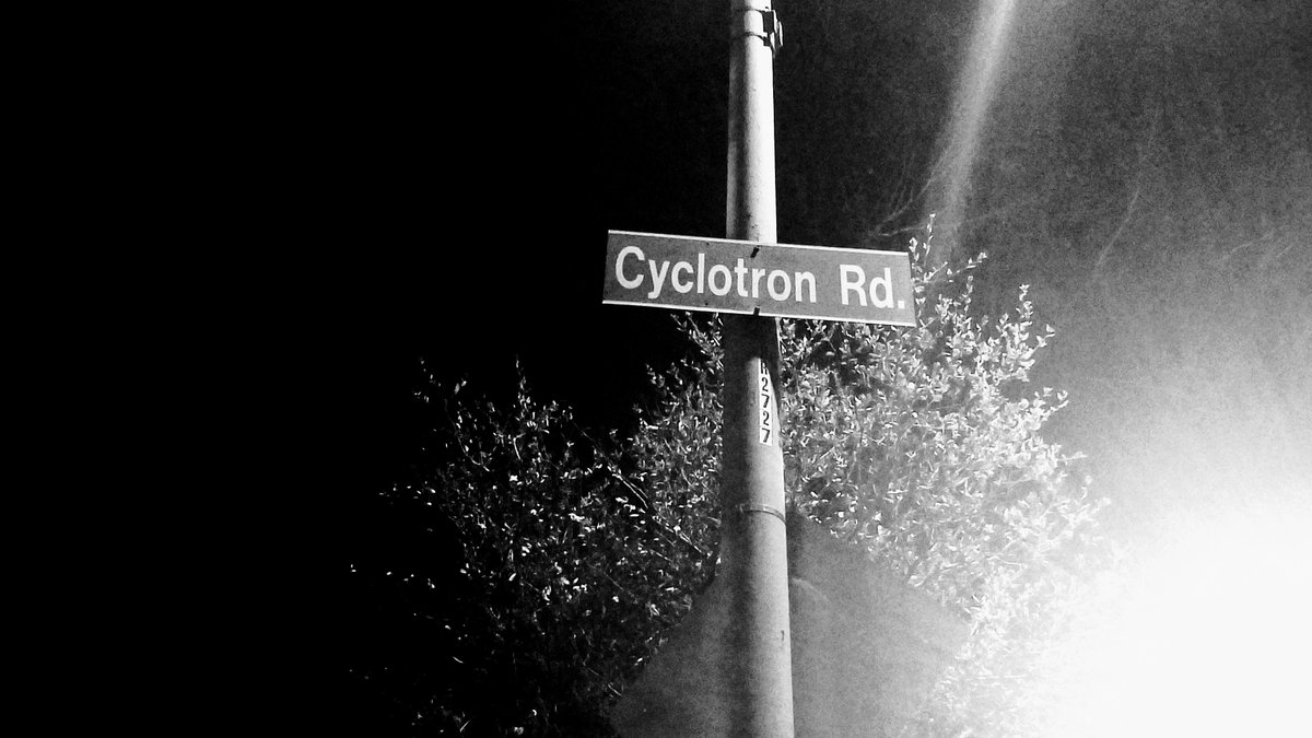 mariakzurek's tweet photo. The invention of the cyclotron by E. Lawrence started a new era in modern particle and nuclear physics. Cyclotron Rd, named after Lawrence's "proton merry-go-round", leads uphill to the main @BerkeleyLab entrance. #StreetsOfBerkeleyLab https://t.co/matePDnsBG https://t.co/33JUbLmQkJ