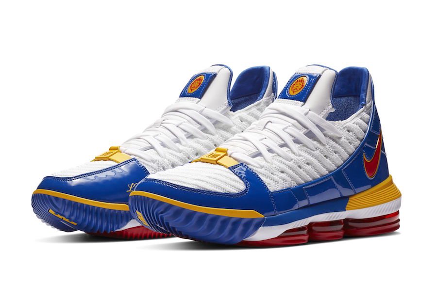 SneakerScouts's tweet photo. Release Date: Nike LeBron 16 'SuperBron' - December 26, 2018 |$185| #SneakerScouts @KingJames @ShannonSharpe https://t.co/qgWuGziK6m https://t.co/0czCfX8wc5