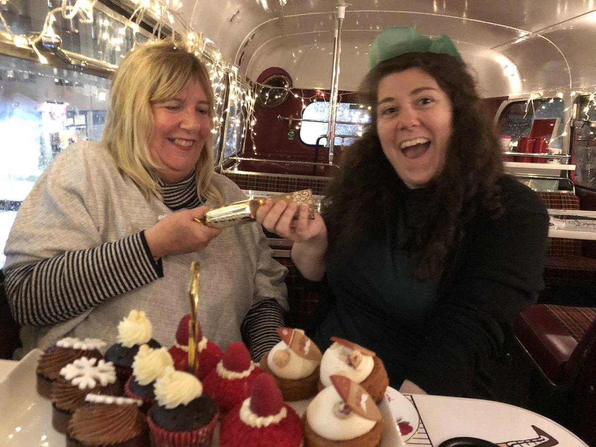 splendidstuff's tweet photo. @brigitsbakery #afternoonteabus #bbakery #brigitsbakery #brigitsbustour Brilliant trip round Christmas lit London with Christmas 🎶 🍰 🍾. Just wonderful. https://t.co/W6Ikczoj3D