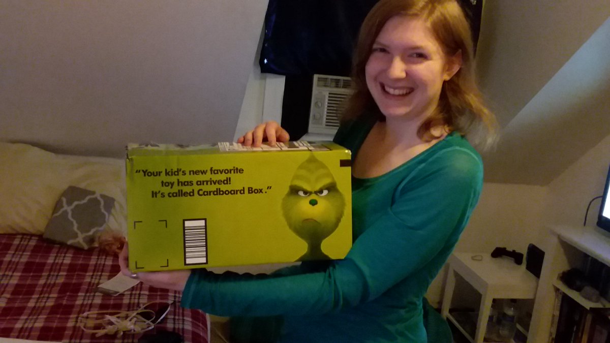 Surprise! It's a Grinch box! For really real though, Piph got me a Switch and the breathy Zelda. I can't thank <a href="/Piph0/">Piph0</a>  and <a href="/Criana_Gamer/">Criana</a> enough for this wonderful gift, thank you guys so much! 💖