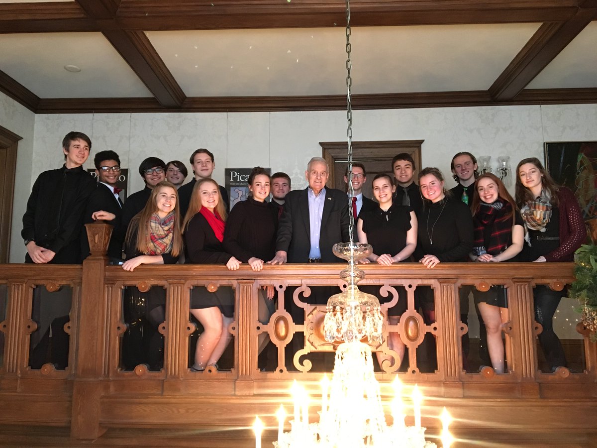 Today, Governor Dayton greeted singers from the South St. Paul Secondary School choir during the final Holiday tour at the Governor’s Residence in Saint Paul. Wishing all Minnesotans a Happy Holiday Season!