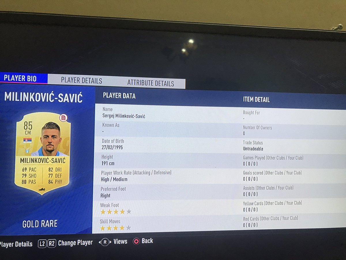 RAHD56's tweet photo. @MattHDGamer you can pack a player in a pack with no contracts on him https://t.co/AcNfqsLu79