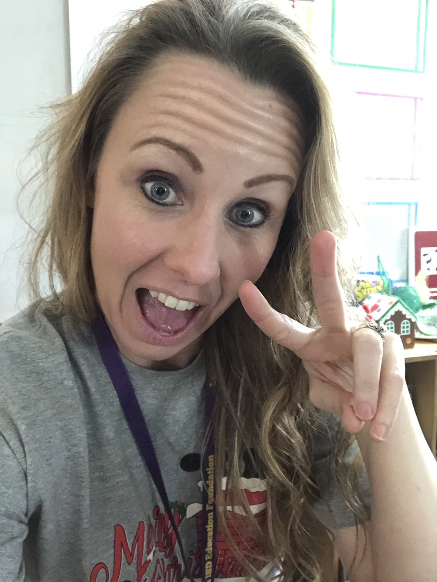 holthippos's tweet photo. All the feels!! โ๐ป๐ด Iโm ready for a break today but Iโll be missing them in a week or so. #12DaysOfLufkin #DunbarTigerPride https://t.co/VMqi9JBDIH