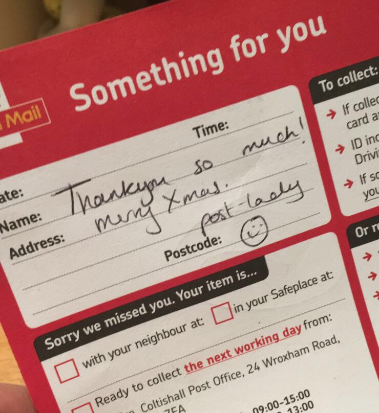 clarap79's tweet photo. Our @RoyalMail postie is just lovely, so I left her a box of chocs and a card for Christmas and she left us this note โบ๏ธ #postlady https://t.co/s5qNTzKp7u