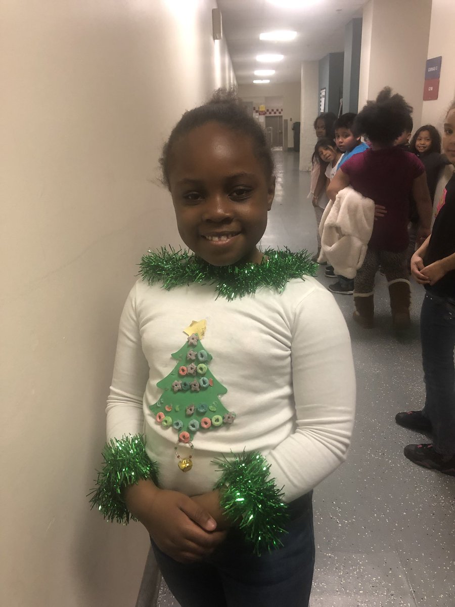 Student of the month and sing a long @ElementaryLima <a href="/pvdschools/">Providence Public Schools</a> <a href="/APSlater1/">AP Slater</a>