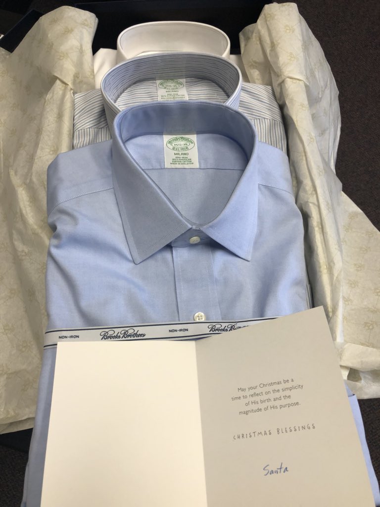 bethechurchkc's tweet image. Secret Santa just delivered $300 worth of dress shirts from @BrooksBrothers to my desk 🎅 😮🙏@ColonialKC #LoveGenerously