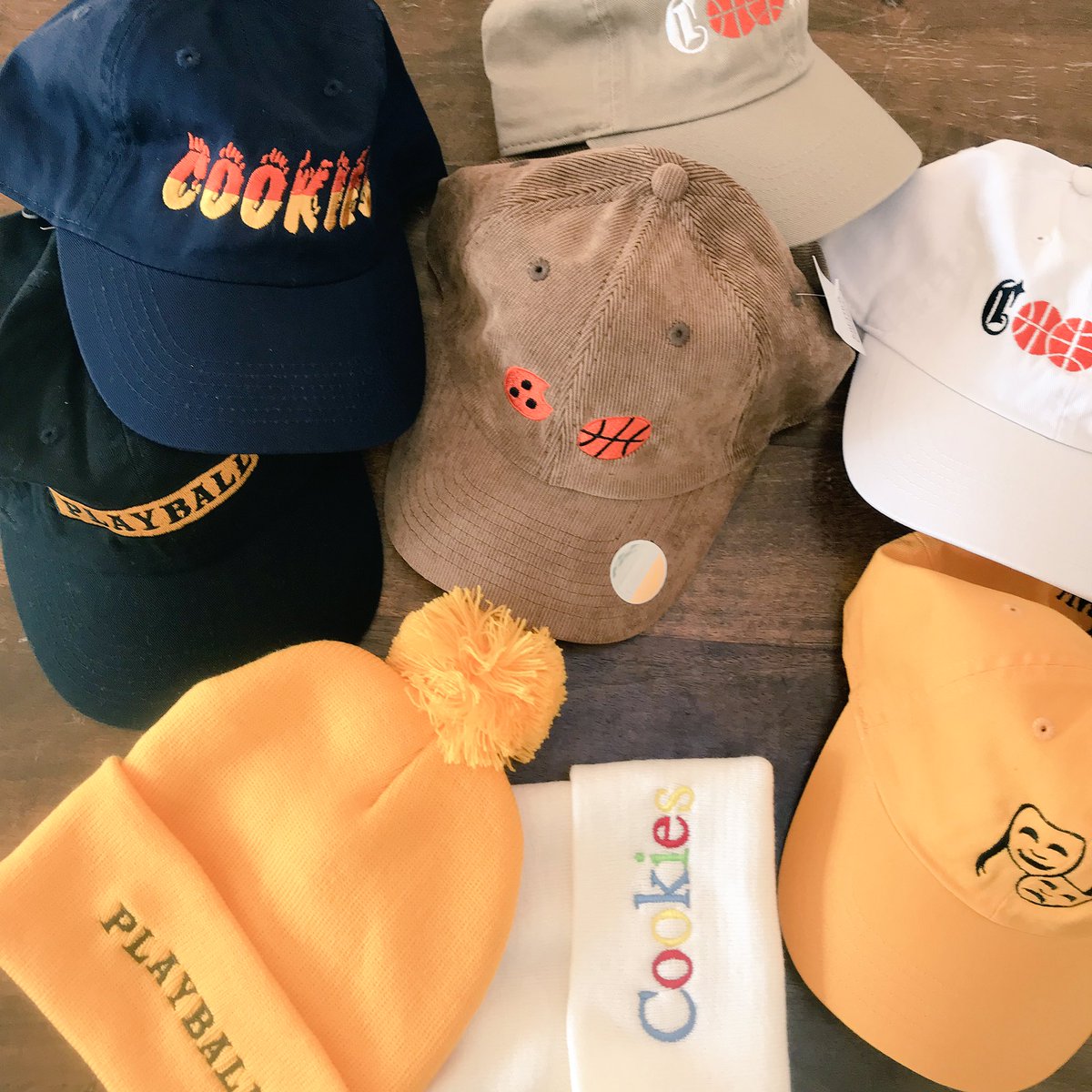 Ben Detrick (@bdetrick) on Twitter photo 18/12/2018 18:49:18 live look at the @CookiesHoops hat stash. All currently available on cookieshoop.com live look at the @CookiesHoops hat stash. All currently available on cookieshoop.com