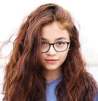 My Queen <a href="/QueenMalAuradon/">👑Queen Mal  Florian👑</a> and 3 of my Princesses <a href="/ashley_bebeau/">💙Princess Skylin florian 💛</a> <a href="/HannahMFlorian/">Princess Hannah Marie Florian</a> and <a href="/donnasher99/">Dizzy tremaine</a>