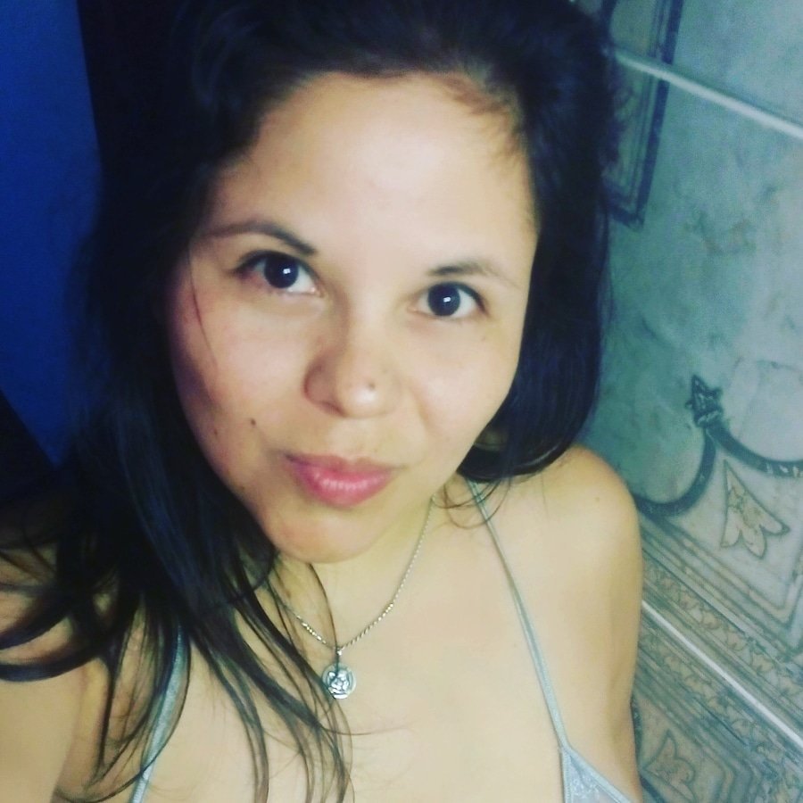 Crystyna121's tweet photo. #NuevaFotoDePerfil https://t.co/4YsvuoXwha