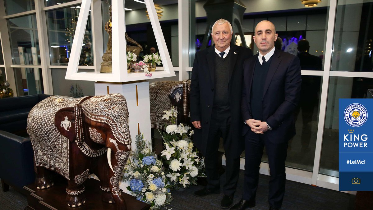 LCFC's tweet image. Representatives from Manchester City have laid a wreath at King Power Stadium, paying tribute to Khun Vichai 💙