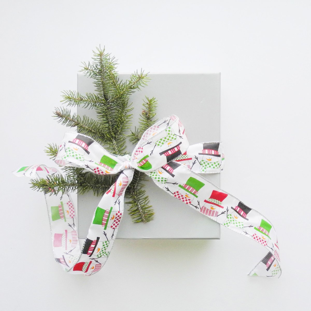 AccompliTrack's tweet image. Still looking for the best holiday gift for your employees and co-workers? Give them the power to track their goals and accomplishments anyhere on any device. AccompliTrack now available on Indiegogo. bit.ly/2S42L3h

#giftgiving #indiegogo #keepontrack #careergoals