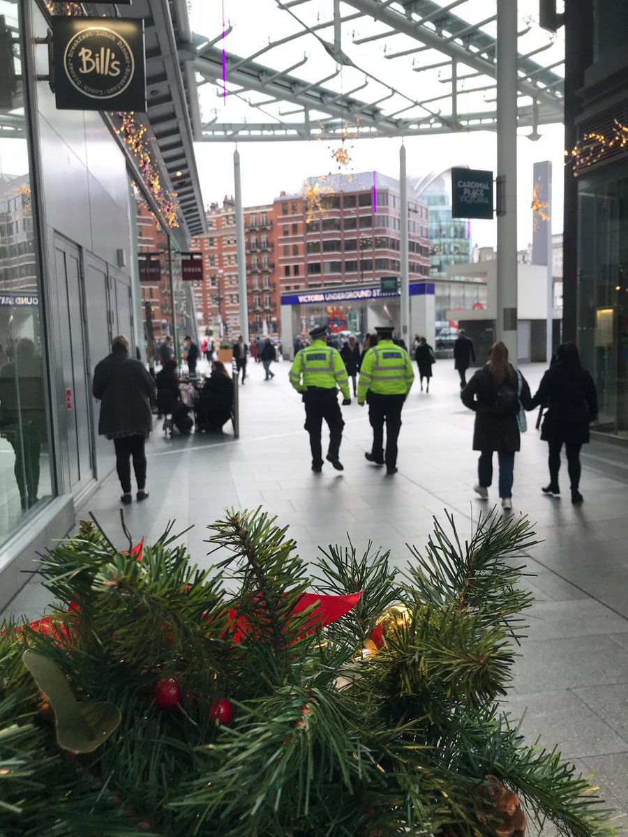 MPSWestminster's tweet photo. #ProjectServator from @VCSLondon to #CardinalPlace to #NovaBuilding to @HCav1660 &amp; street markets #WePopUpEverywhere working with our partners @MODPolice, CCTV, businesses &amp; you the public to keep Londoners and visitors safe during this festive period. #ActionCountersTerrrorism https://t.co/l2RHwGqL0r
