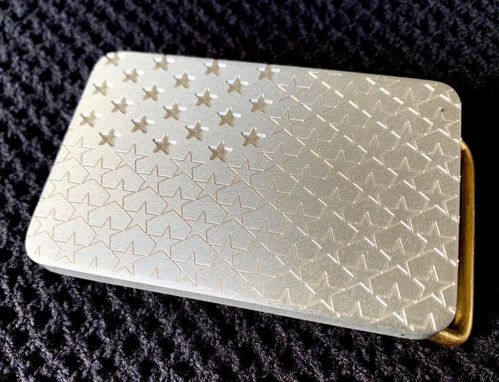 59beltsguy's tweet photo. RETWEET for a chance to win this Patriot Star belt buckle! 🇺🇸 Only a couple of days left to purchase stock items for Christmas delivery at https://t.co/KdjwI2FzNm. #LiveitLoveitEarnit https://t.co/mHkdjRc6fN