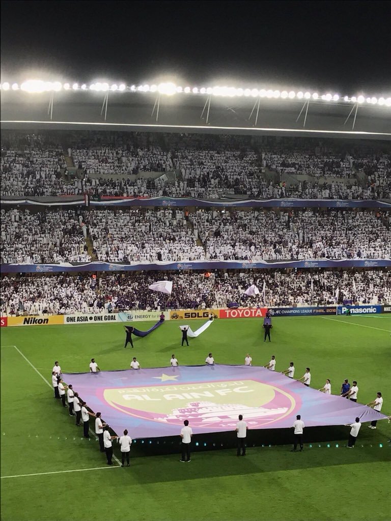 farisf9's tweet photo. هيبة اسم 
شخصية بطل
ثقافة مدرج 
عقلية لاعب 
تكتيك مدرب “ زوران ”
وعمل ادارات 👍🏻
كم من المتابعين رددوا اليوم 
مقولة محمد نجيب الشهيرة 
" لو لم أكن عيناويا لوددت أن اكون " 
 مبروك لقارة اسيا كلها من يمثلها في نهائي كأس العالم للأندية ومبروك لنا هذا الزعيم العالمي 💜🇦🇪💜 https://t.co/jdswnsLrIY