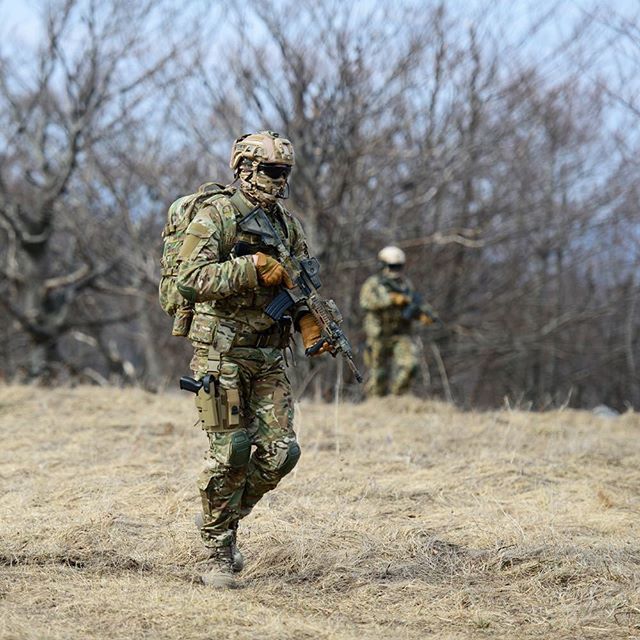 kroko_tactical's tweet photo. Hold yourself responsible for a higher standard than anybody else expects of you.
Never excuse yourself.
Never pity yourself.
Be a hard master to yourself-and be lenient to everybody else.
•
•
•
#rideon #kroko #krokotactical #tactical #tacticalgea… https://t.co/lZevdtlDhT https://t.co/6DMUUZMS2D