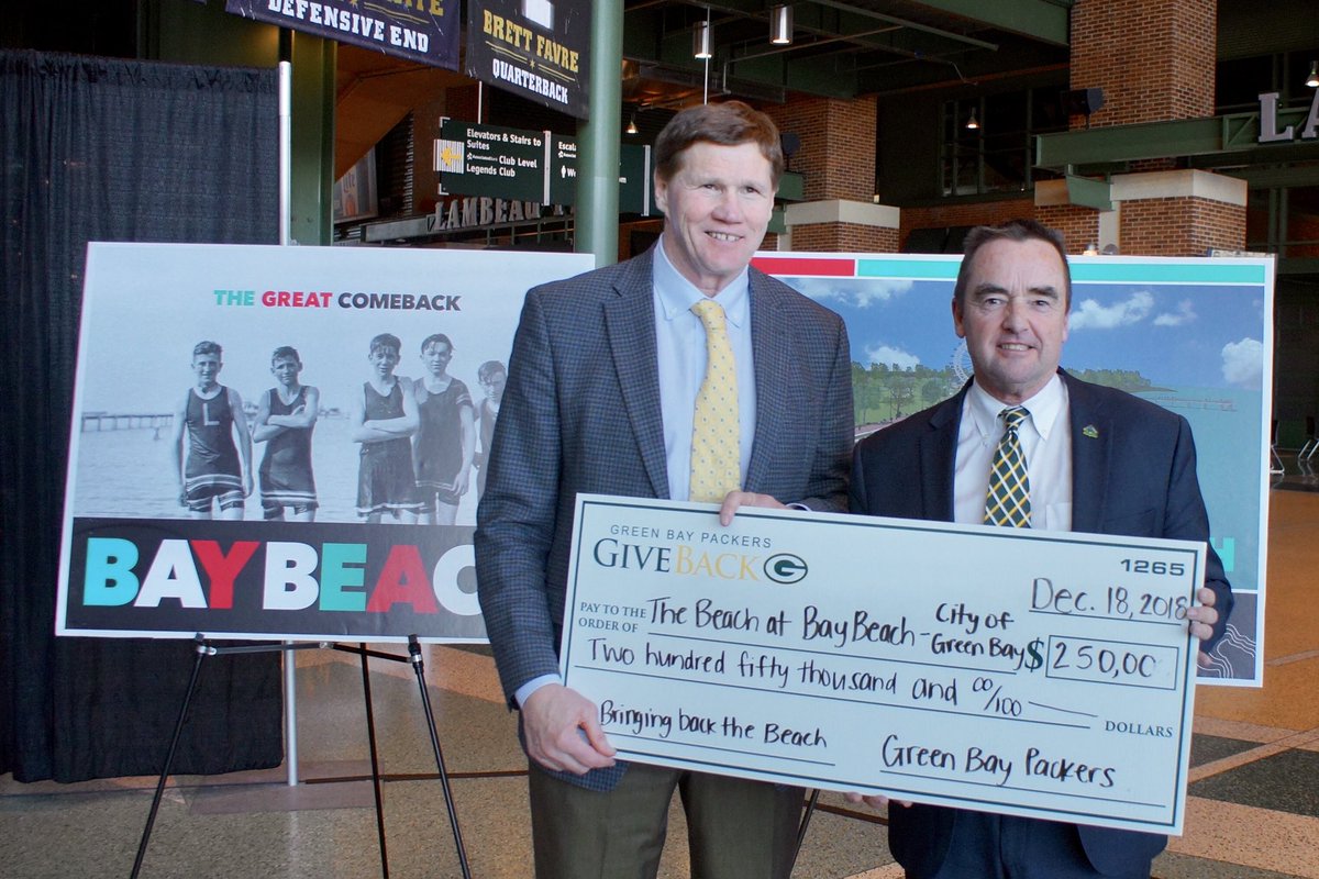 Kicking off the fundraising campaign to #BringBackTheBeach at Bay Beach! Donate now: greenbaywi.gov/BringBackTheBe…  🏖☀️👙