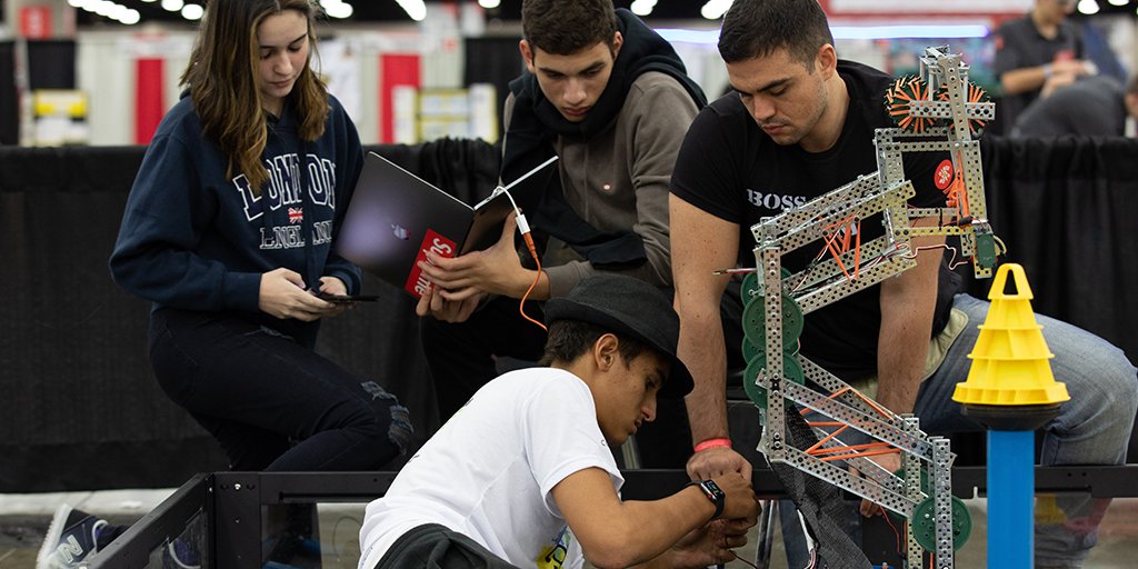 Robot not working? Double check your robot’s wiring, sensors and mechanicals before troubleshooting your code. A loose wire can be adjusted in seconds but debugging code takes time! #TipTuesday #ProgrammingProblems