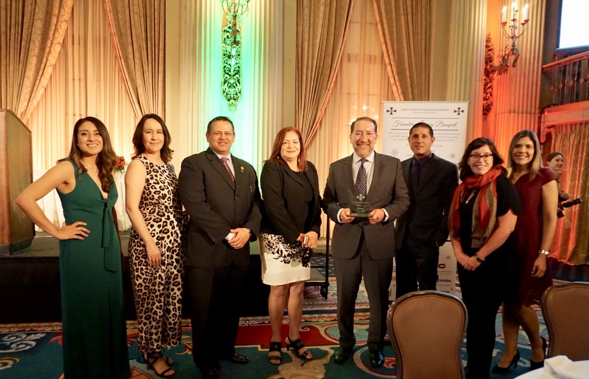 dbmktpro's tweet image. #StantecProud to receive the @shpelosangeles Company Award for 2018. @SHPE strives to empower the Hispanic community to realize its fullest potential, and we are honored and humbled to support that meaningful mission.