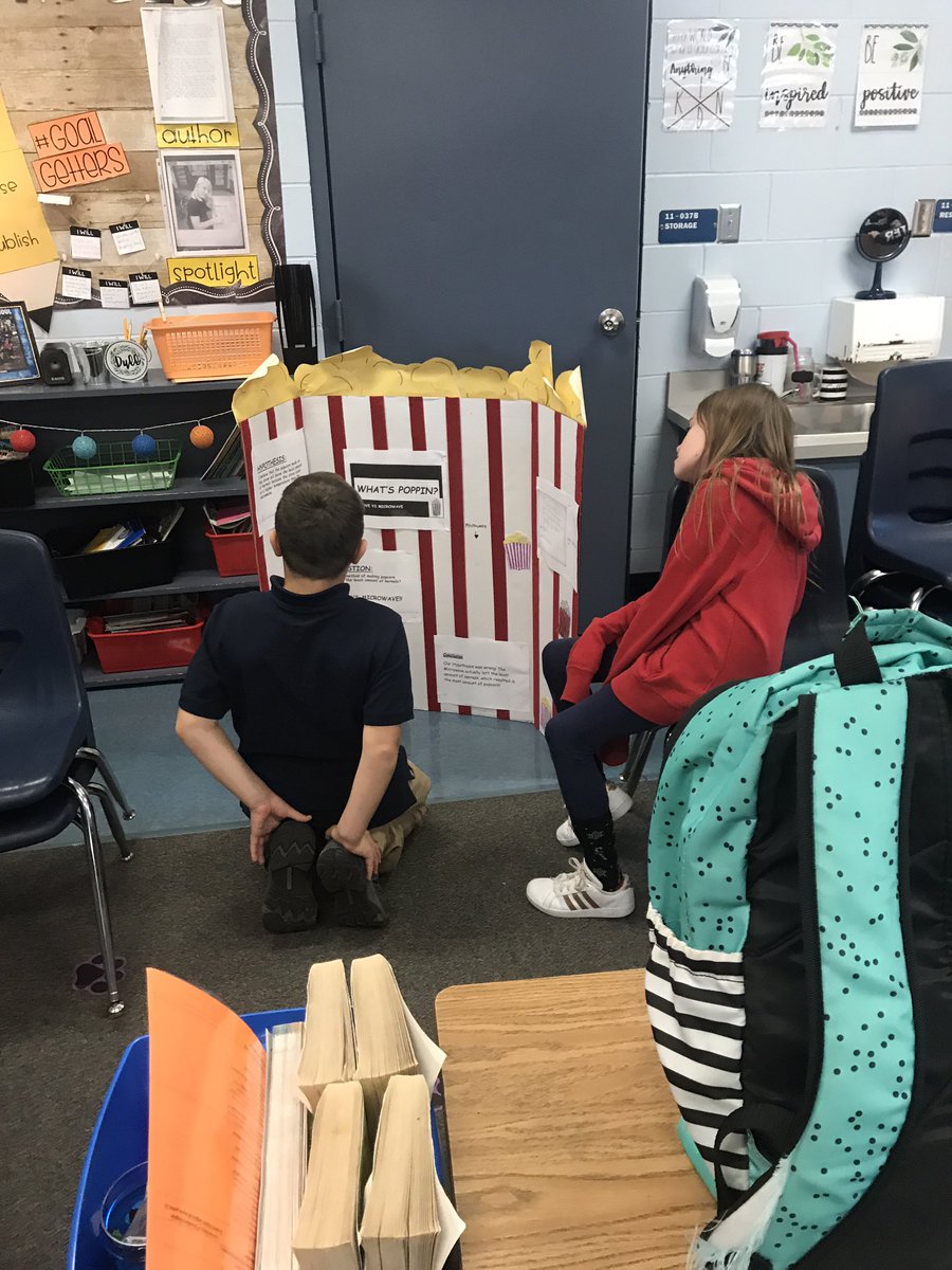 BreanneWicklein's tweet photo. Gallery walk with some STEM fair projects! #iteachfourth #iteachscience #Elementaryteacher #scientists #madaboutscience #HES https://t.co/MEUrUjMqbP